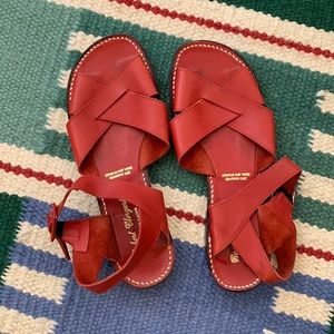Robert Clergerie Red Fisherman Sandals 7.5 38